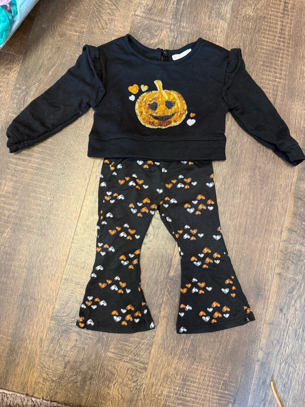 btween Black Pumpkin Heart Kids Matching Set